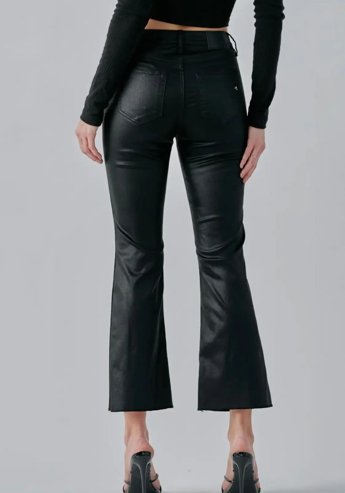 Hidden-Black Coated Cropped Flare