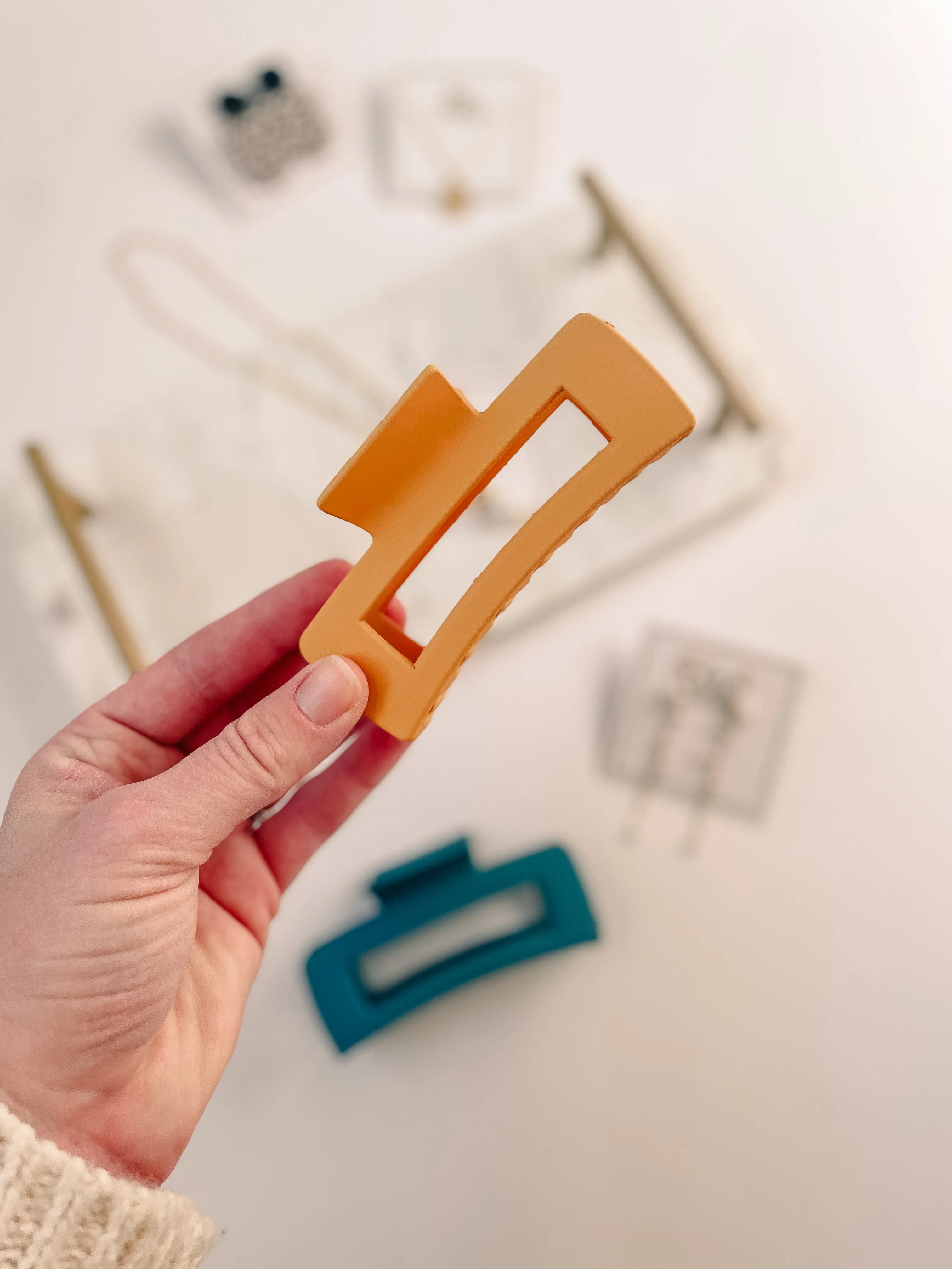 The Nora Hair Clip