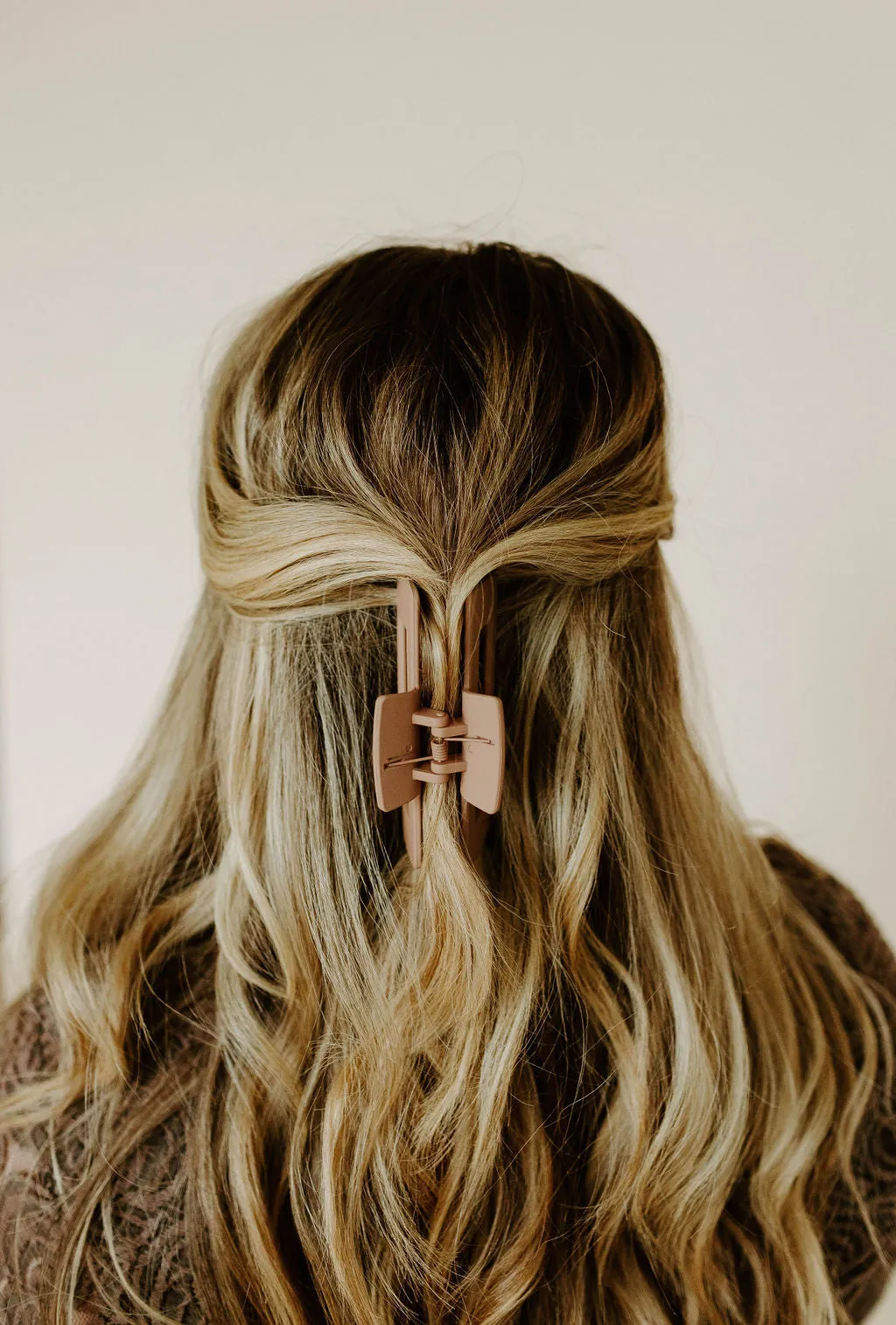 The Nora Hair Clip